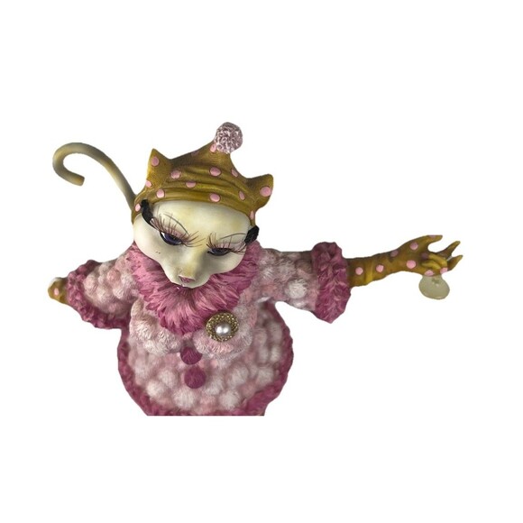 Margaret Le Van Alley Cats Therianthropic Skiing detailed Figurine RARE!! Broken - Picture 12 of 16